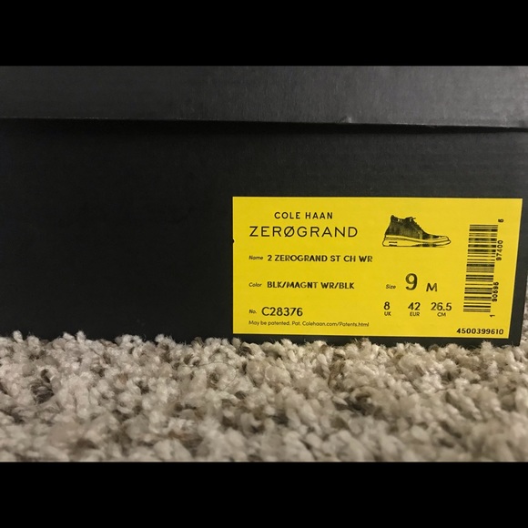 Mens Cole Haan Chukkas - Picture 3 of 6